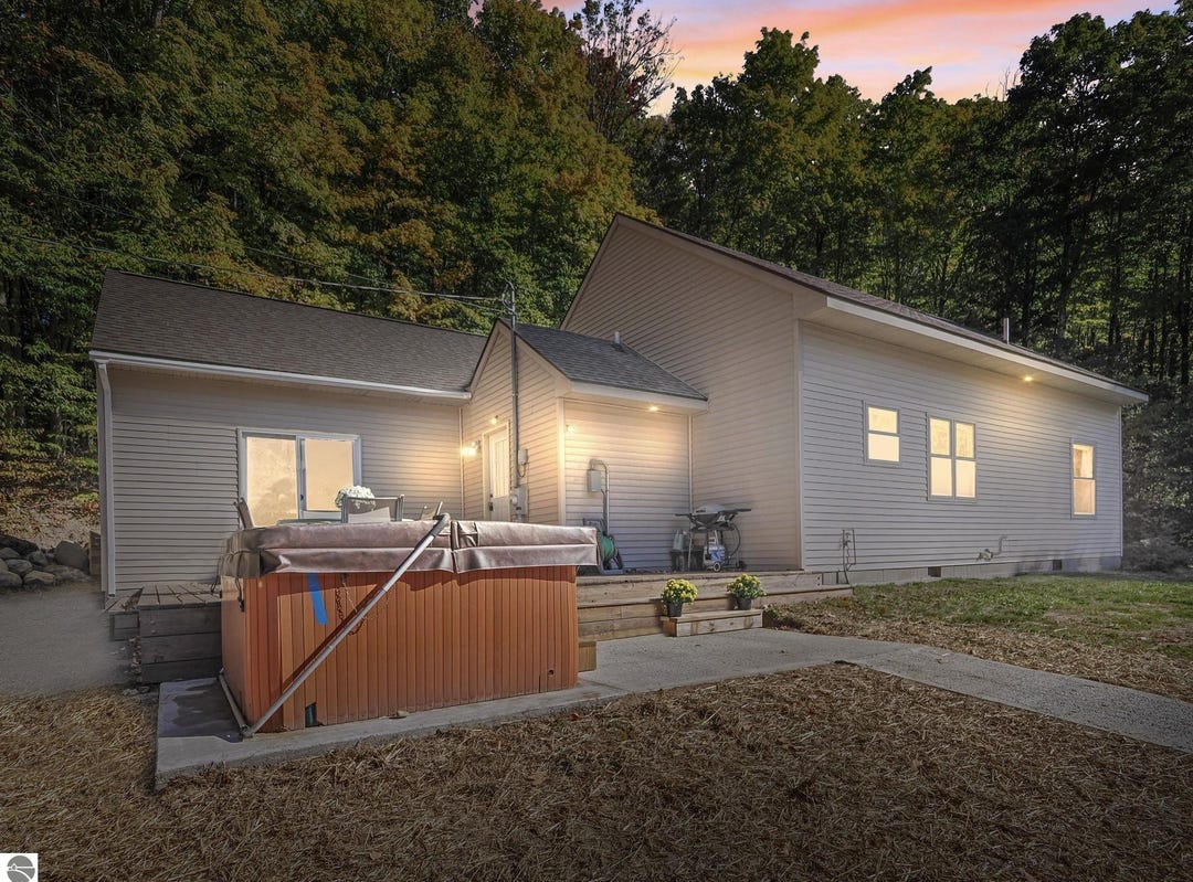 1926 Morris Road, East Jordan, MI 49727 House for Sale