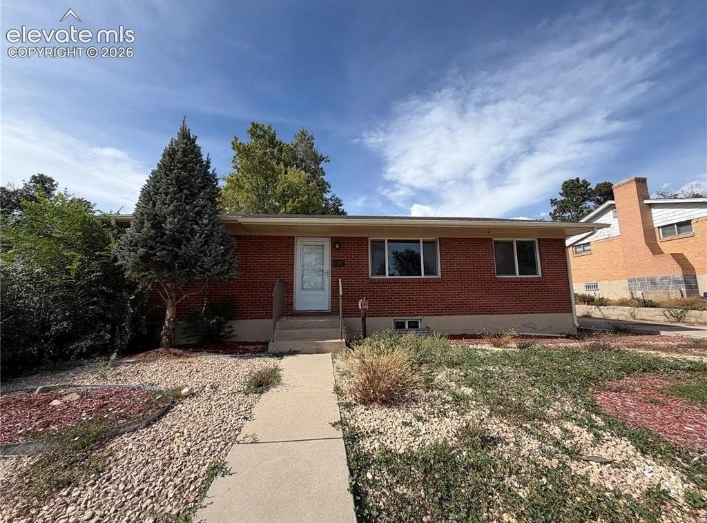 Colorado Size 10 N Garland Avenue, Colorado Springs, CO 80909 House for Sale ...