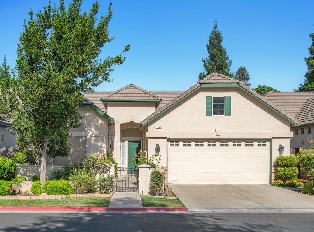 1883 Stonebrook Lane, Clovis, CA 93611 House for Sale