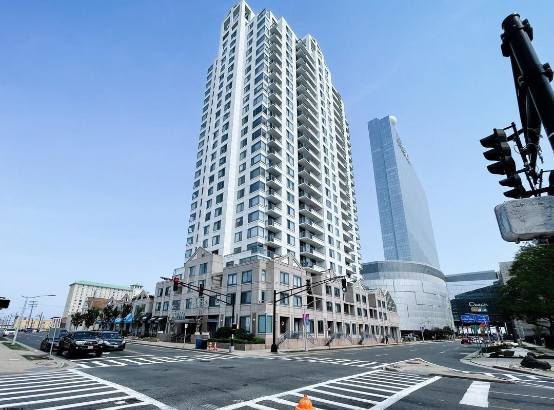 526 PACIFIC, Apt TOWNHOUSE2, Atlantic City, NJ 08401 Apartment for Sale