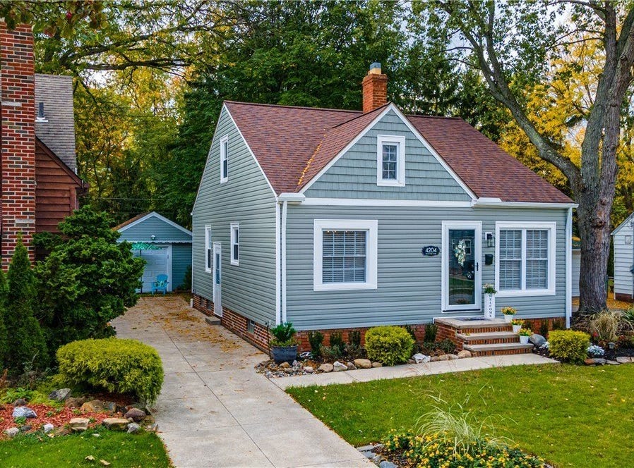 4204 Brookway Lane, Brooklyn, OH 44144 House for Sale