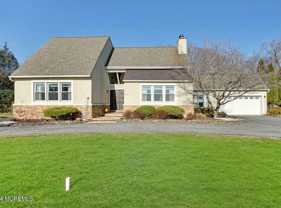 13 Old Mill Road, Holmdel, NJ 07733 House for Sale