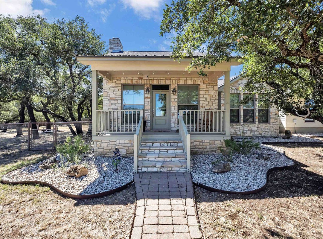 105 Lavonna Fox Drive, TX 78611 House for Sale