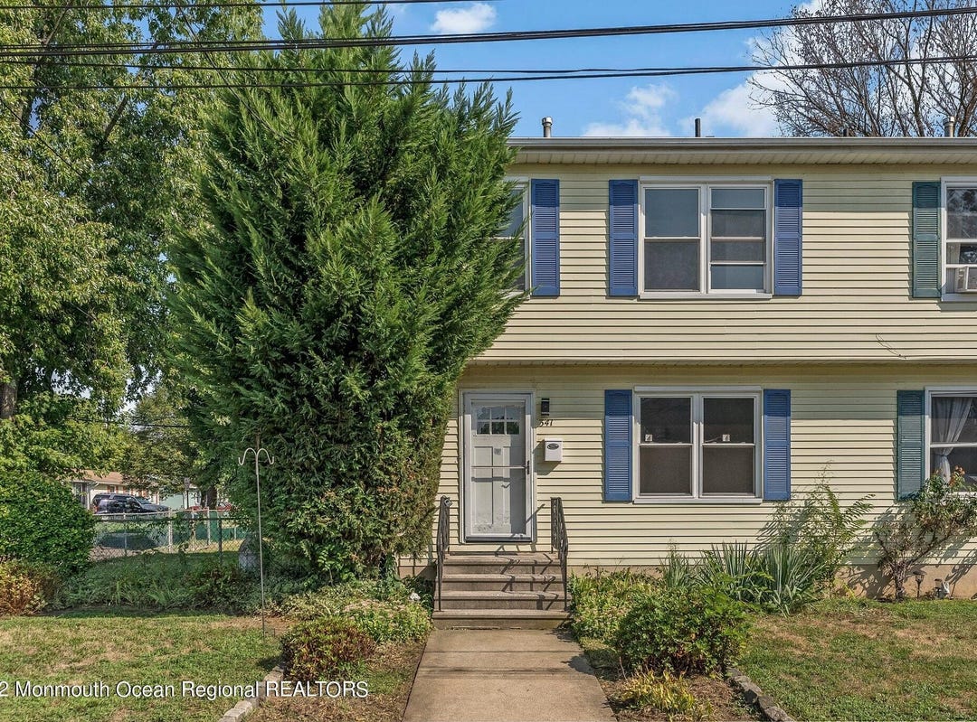 341 Clarkson Street, Burlington City, NJ 08016 House for Rent