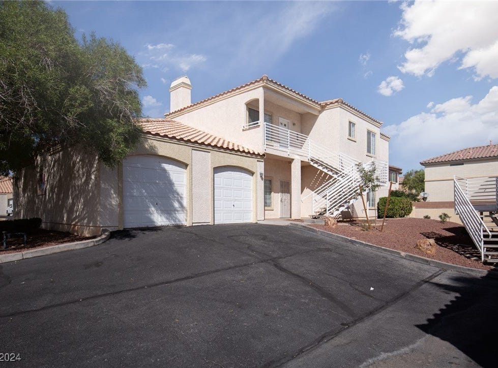 1900 TORREY PINES Drive, Apt 210, Las Vegas, NV 89108 Apartment for