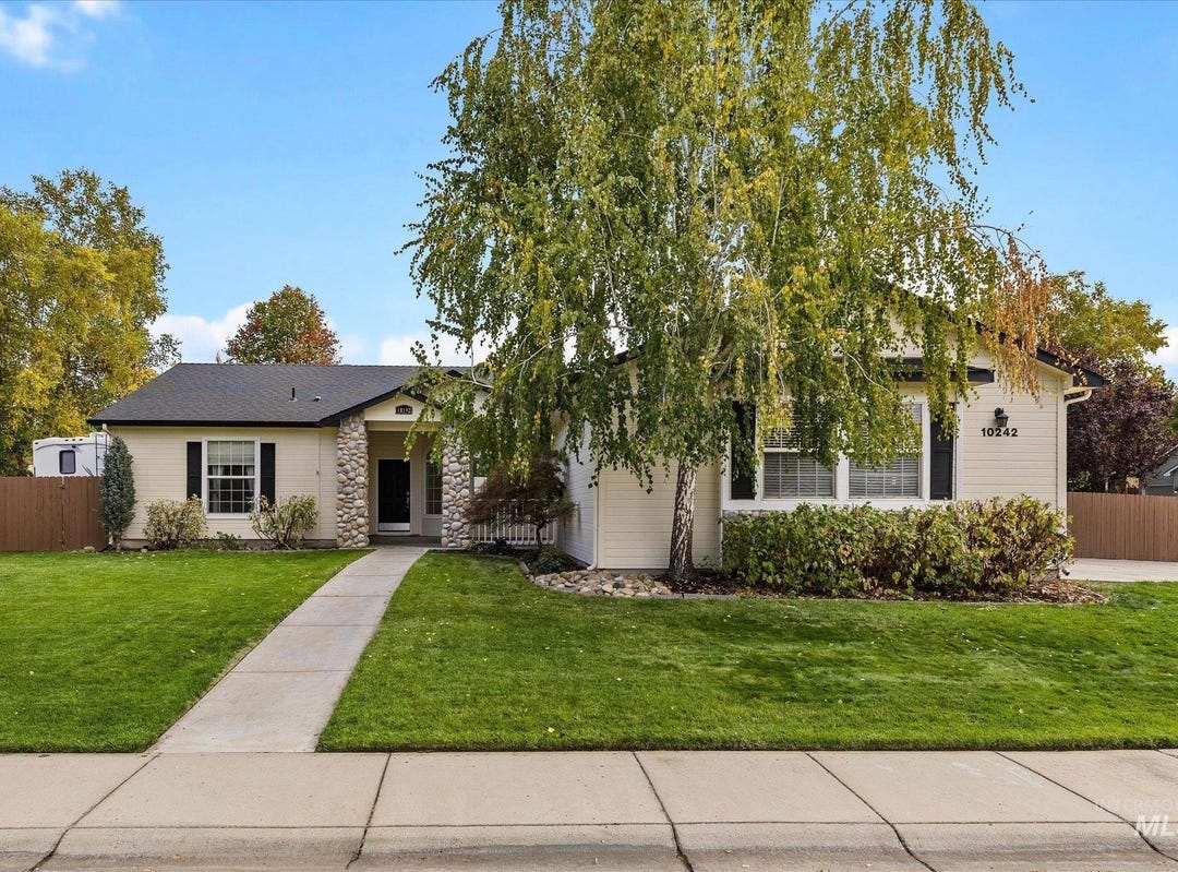 10242 N Blacktail Ave, Boise, ID 83714 House for Sale - realestate.com.au