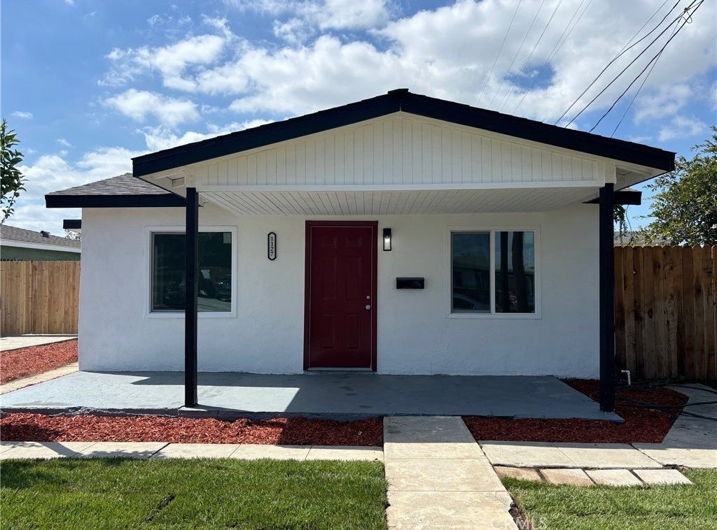 1127 S Acacia Avenue, Compton, CA 90220 House for Sale