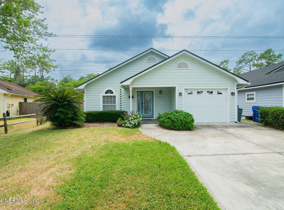 218 VISTA GRANDE Drive, FL 32082 House for Sale