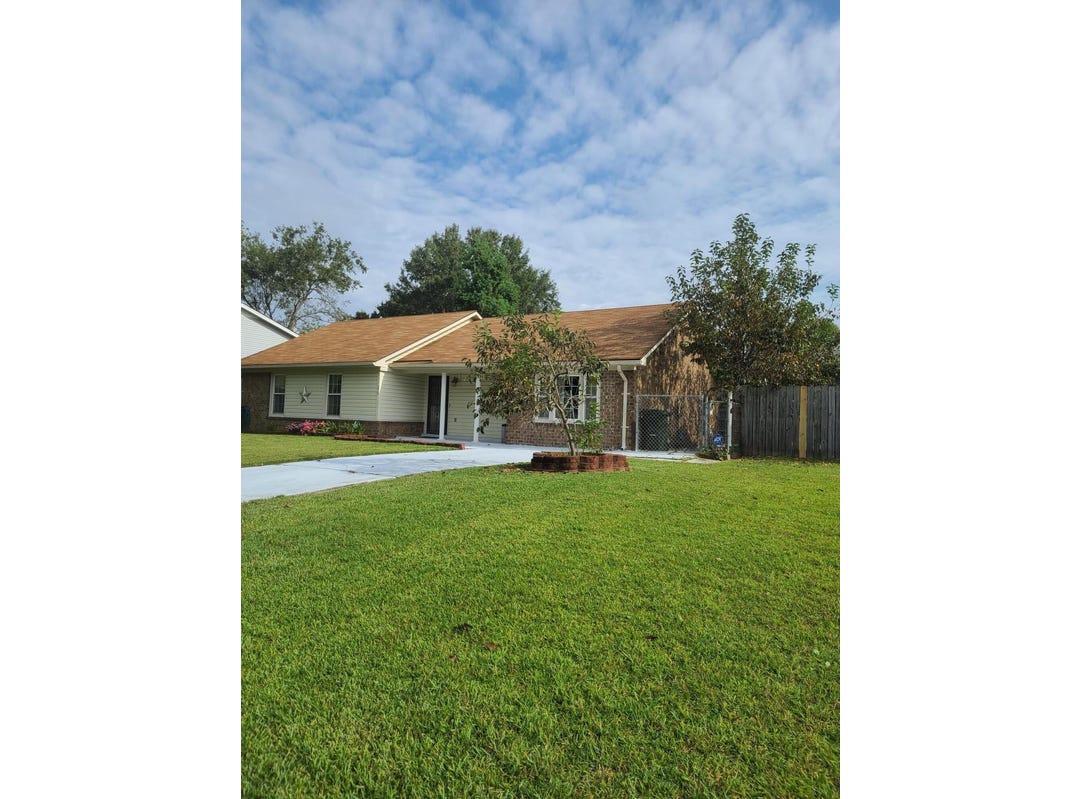 219 Horseshoe Drive, Goose Creek, SC 29445 House for Sale realestate