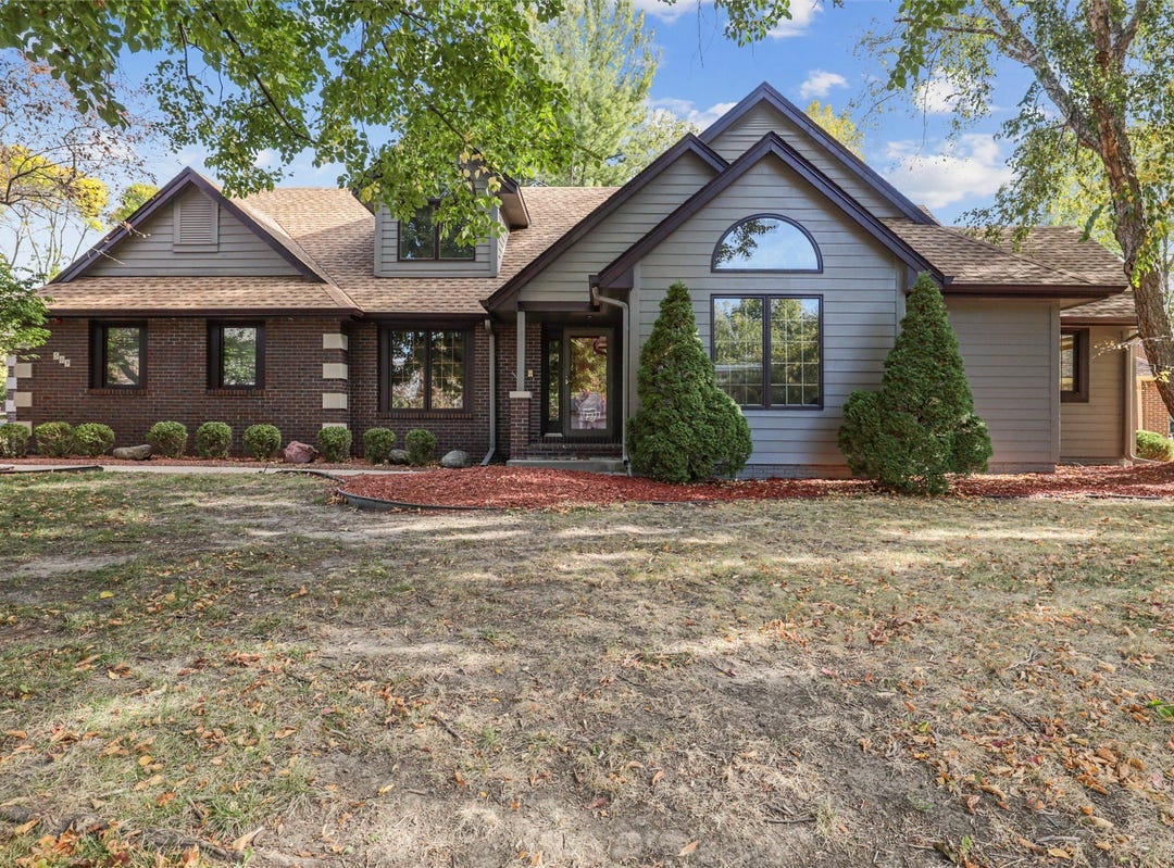 509 Valley West Court, West Des Moines, IA 50265 House for Sale