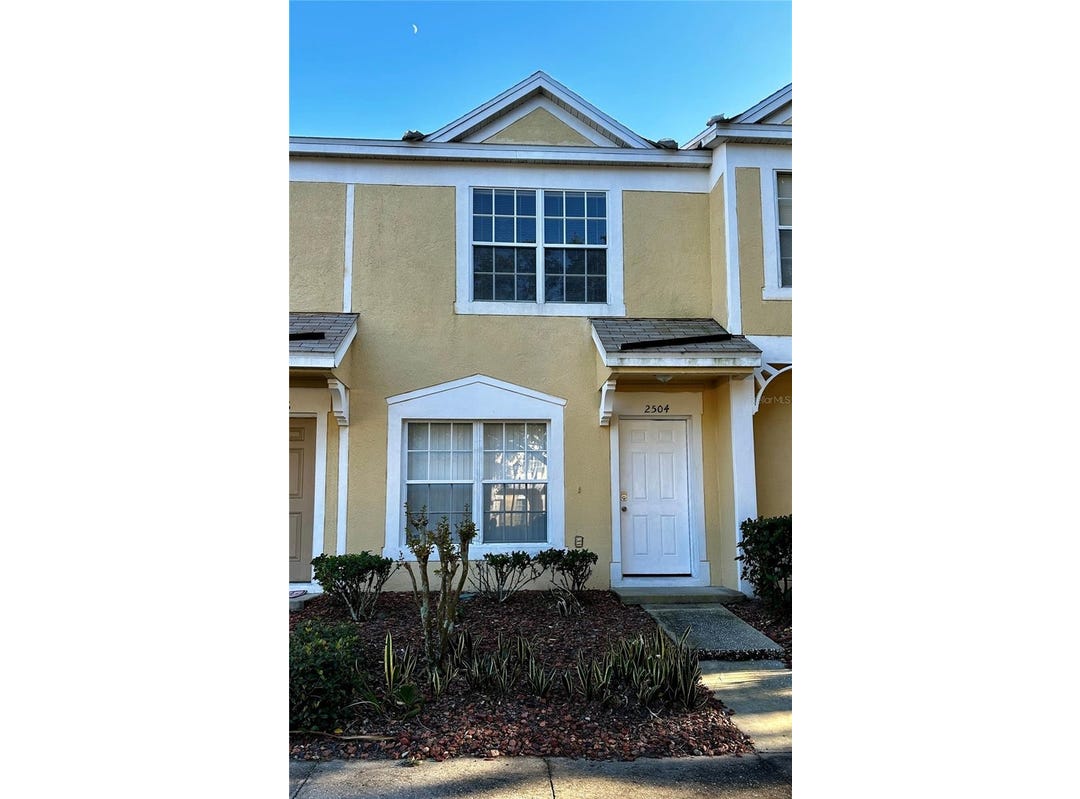 2504 LAKE WOODBERRY CIRCLE, BRANDON, FL 33510 Townhouse for Rent