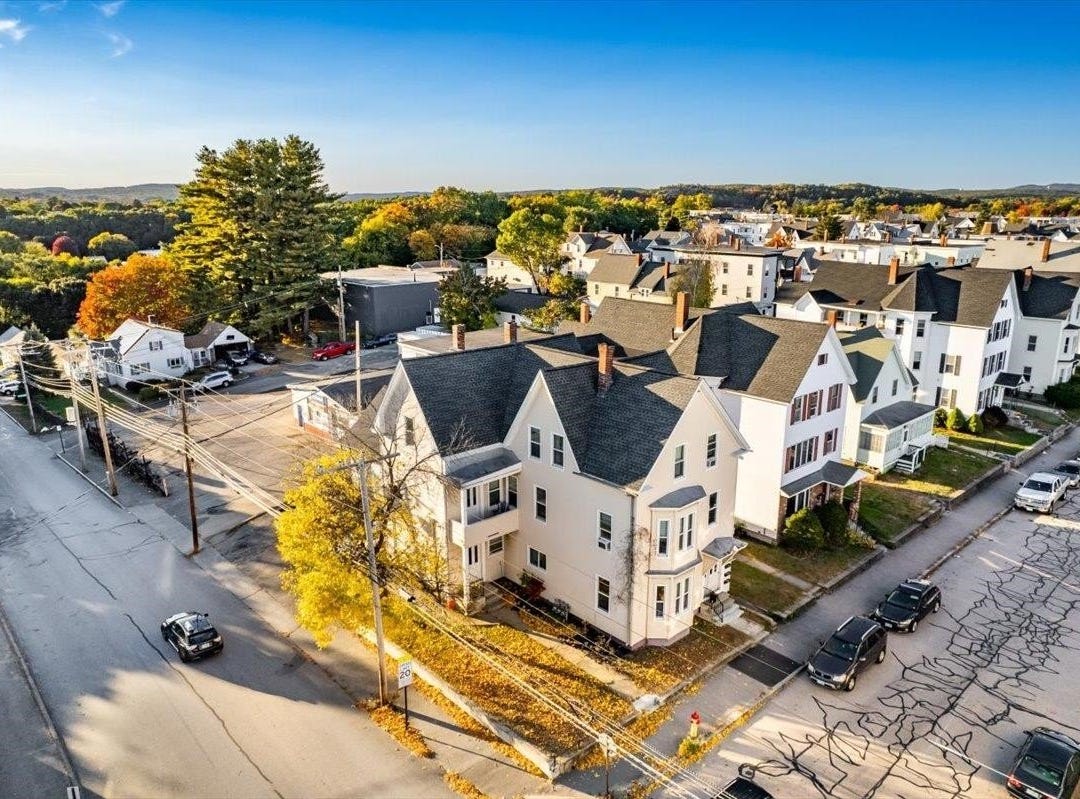 258 Dubuque Street, Manchester, NH 03102 Townhouse for Sale