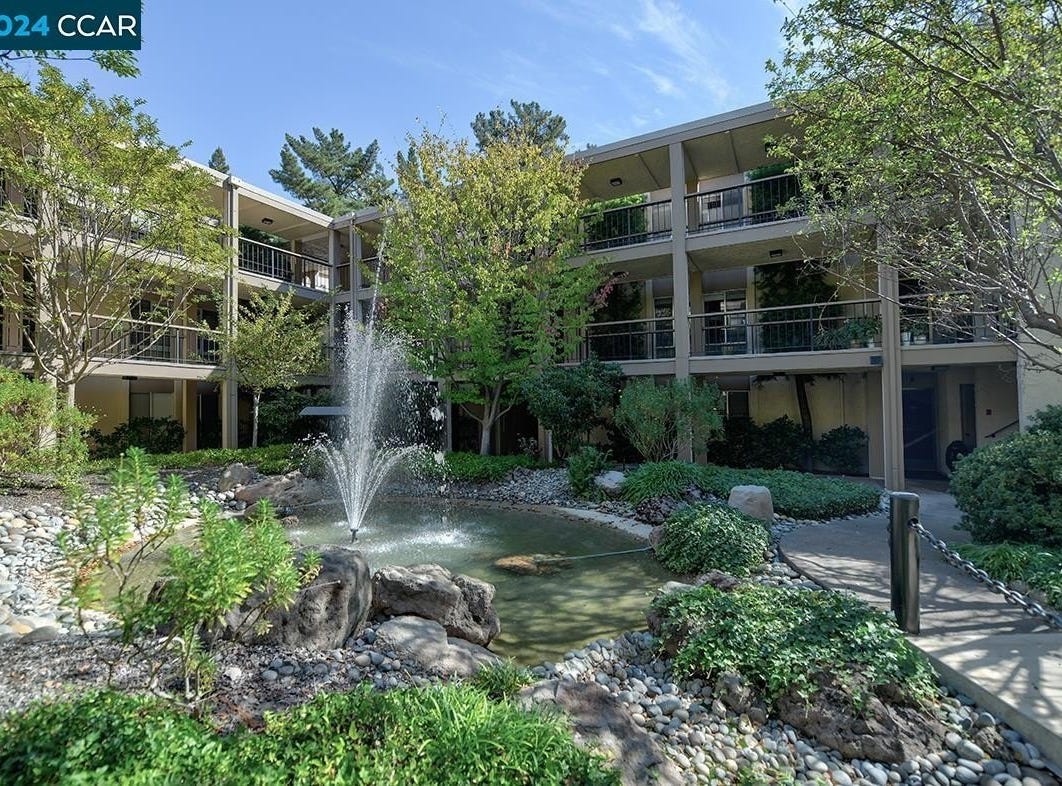 1129 Avenida Sevilla, Apt 8B, Walnut Creek, CA 94595 Apartment for Sale