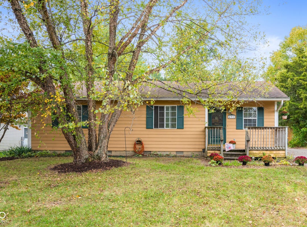 491 Mill Spgs, Coatesville, IN 46121 House for Sale