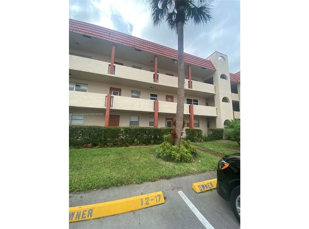 2831 E Sunrise Lakes Dr, Apt 204, Sunrise, FL 33322 Apartment for Sale