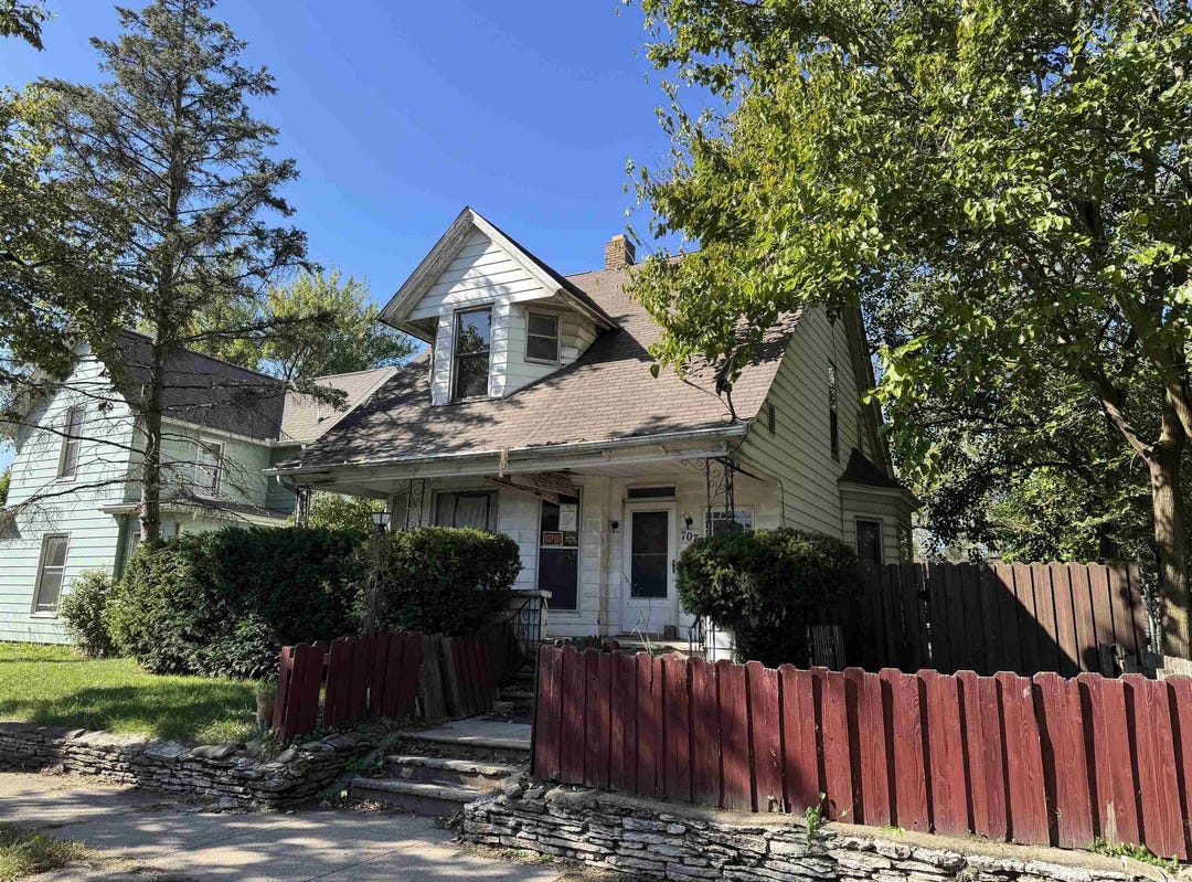 707 Cushing Street, South Bend, IN 46616 House for Sale