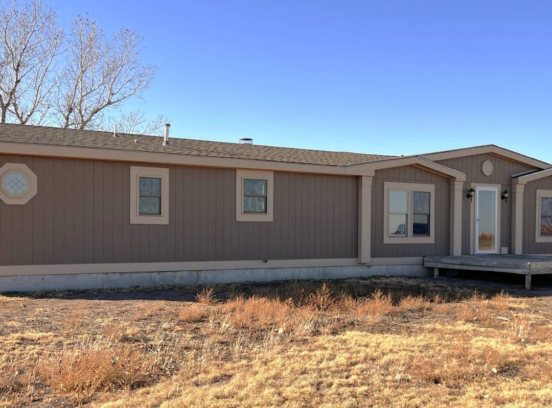 1447 40th Avenue, Offerle, KS 67563 House for Sale