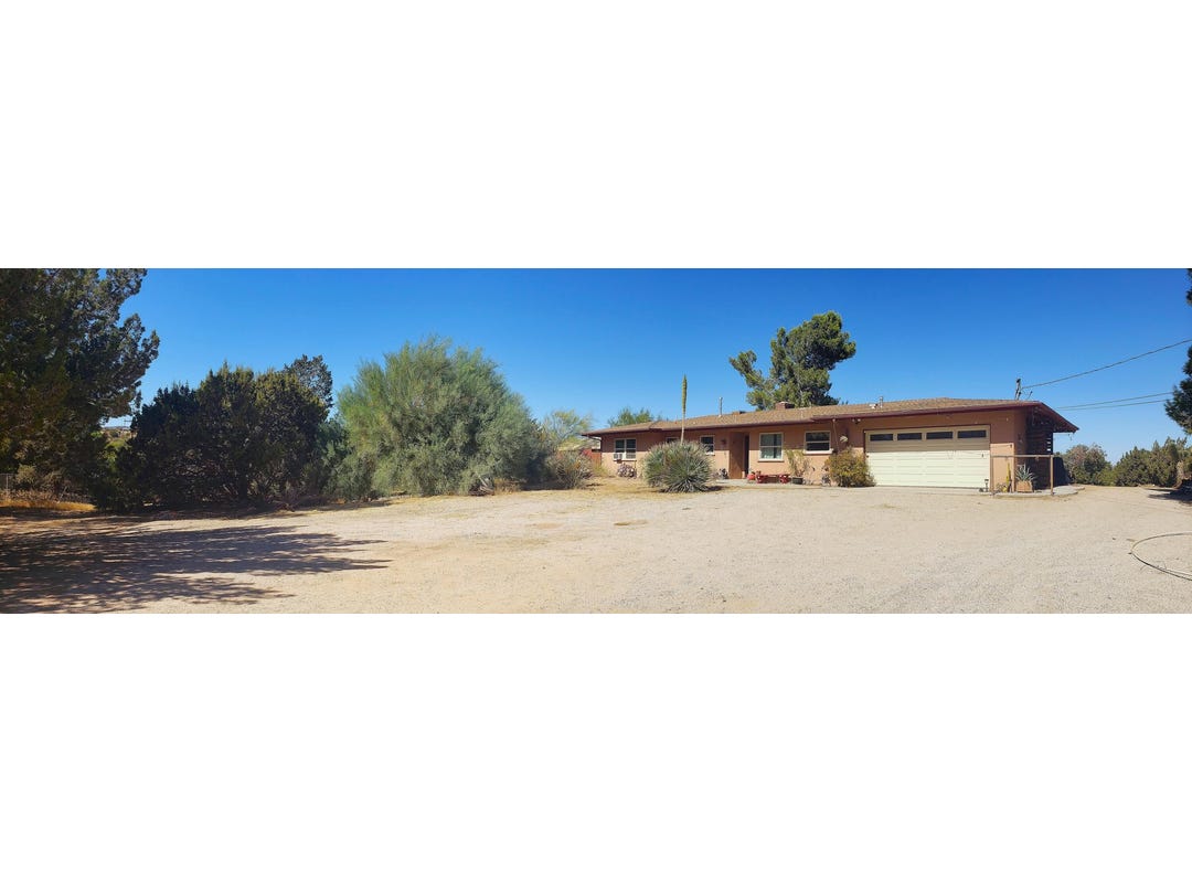 3555 E T6, Palmdale, CA 93550 House for Sale