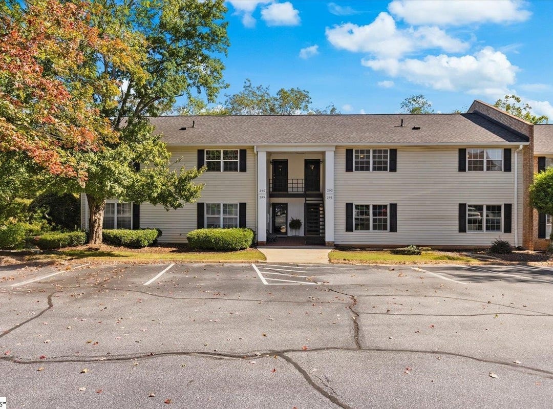 925 Cleveland Street, Apt Unit 292, Greenville, SC 29601 Apartment for