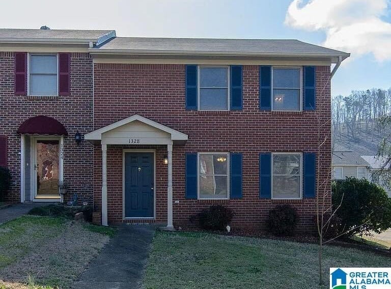 1328A GRAYSON VALLEY PARKWAY, BIRMINGHAM, AL 35235 Townhouse for Sale