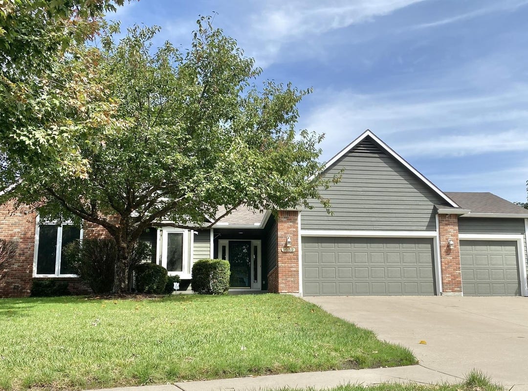 1032 Stonecreek Drive, Lawrence, KS 66049 House for Sale realestate