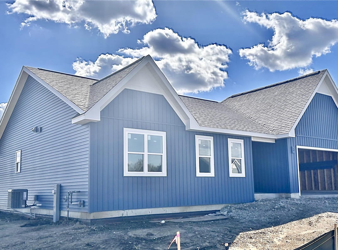 341 Orchid Avenue, Apt 57, Stoughton, WI 53589 House for Sale