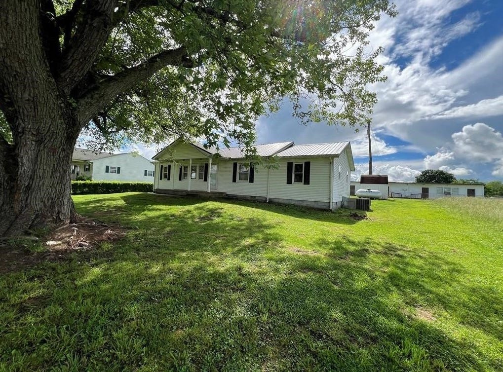 208 Caudill Lane, Gallipolis Ferry, WV 25515 House for Sale