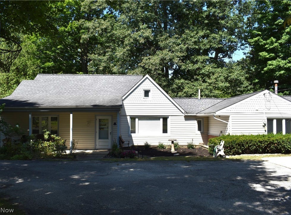 8680 Lewis Road, Olmsted Falls, OH 44138 House for Sale