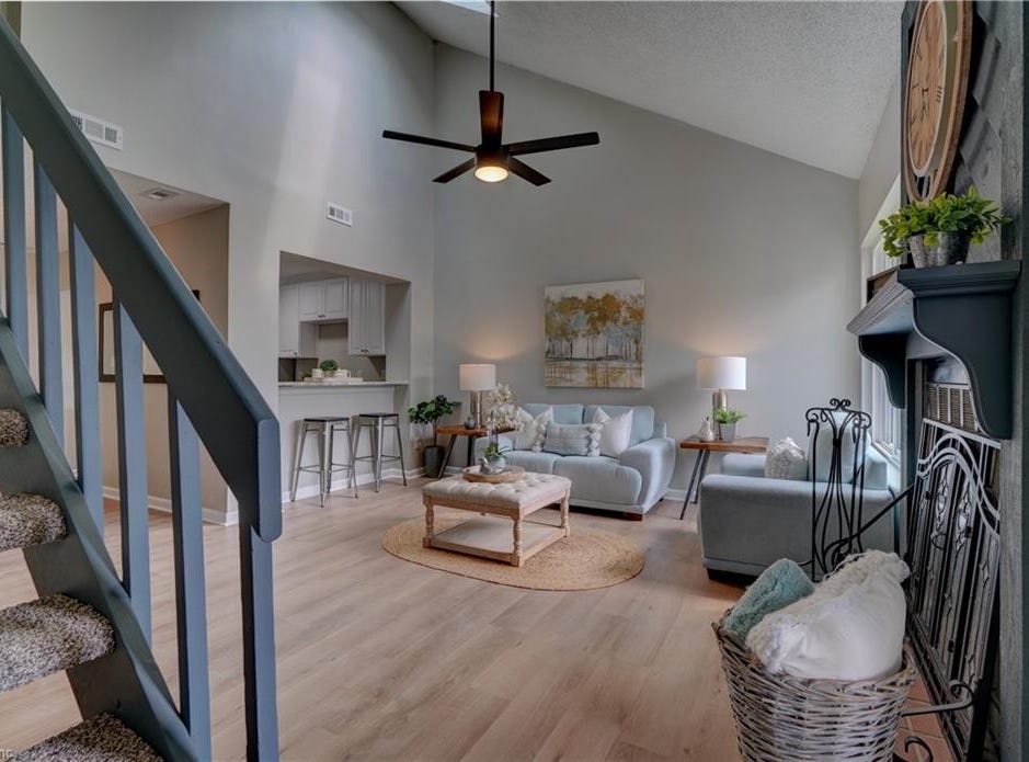 1307 Elk Court, Virginia Beach, VA 23464 Townhouse for Sale