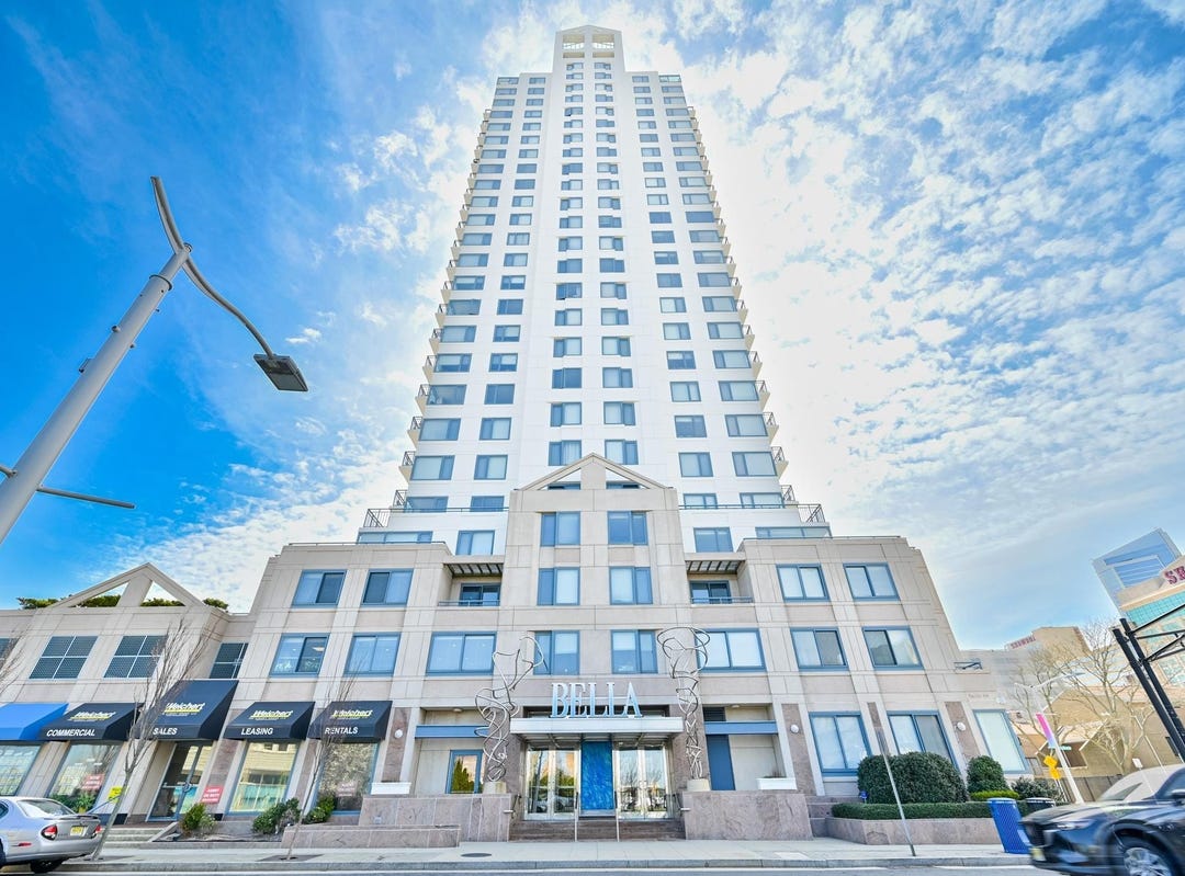 526 Pacific Ave, Apt 2408, Atlantic City, NJ 08401 Apartment for Sale