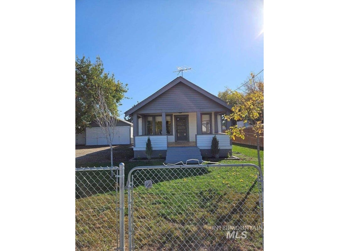 205 W Elm St, New Plymouth, ID 83655 House for Sale