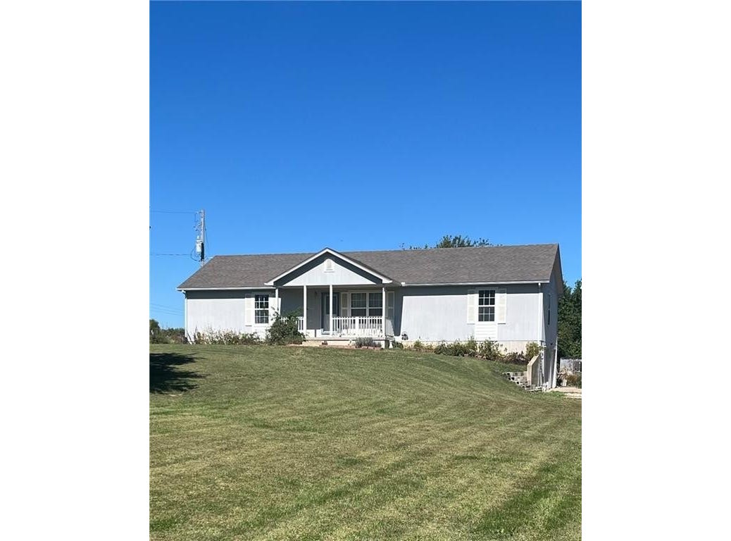 20824 Brandt Road, Tonganoxie, KS 66086 House for Sale