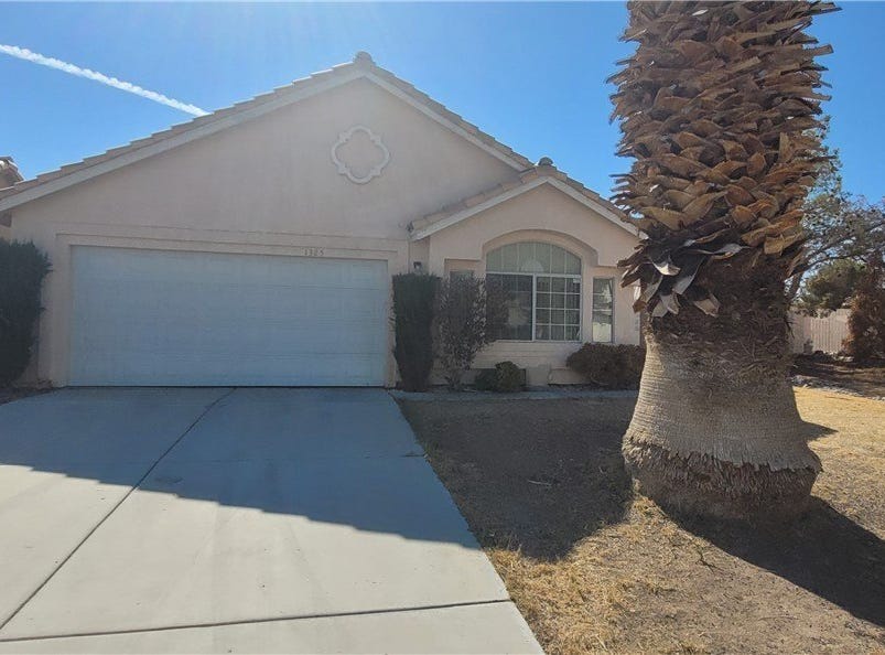 1325 Fiesta Grande Court, North Las Vegas, NV 89031 House for Rent