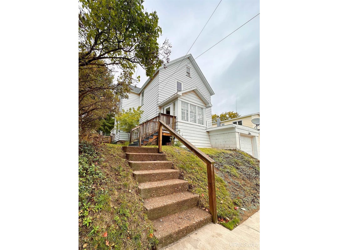 222 Rock, Negaunee, MI 49866 House for Sale