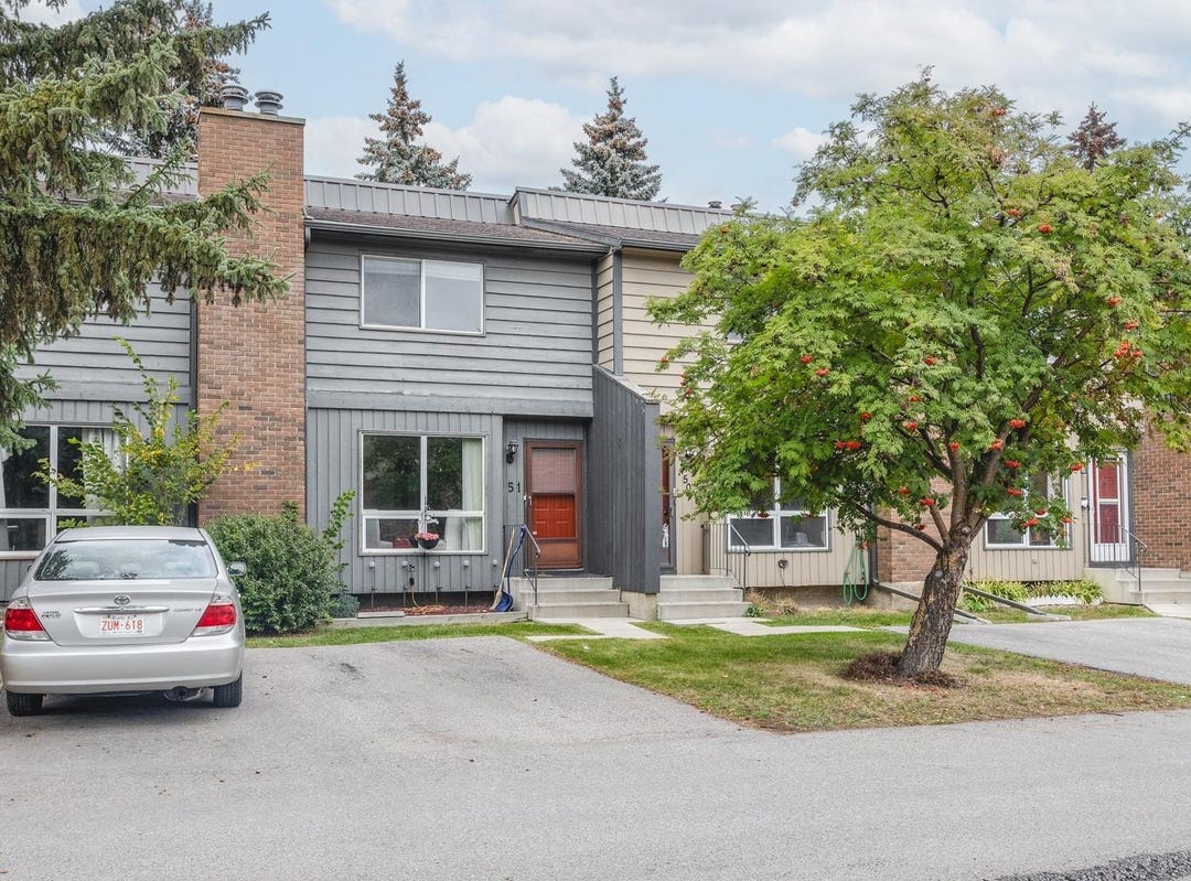 9908 Bonaventure Dr SE, Calgary, AB T2J 5E3, Canada, Calgary, Alberta