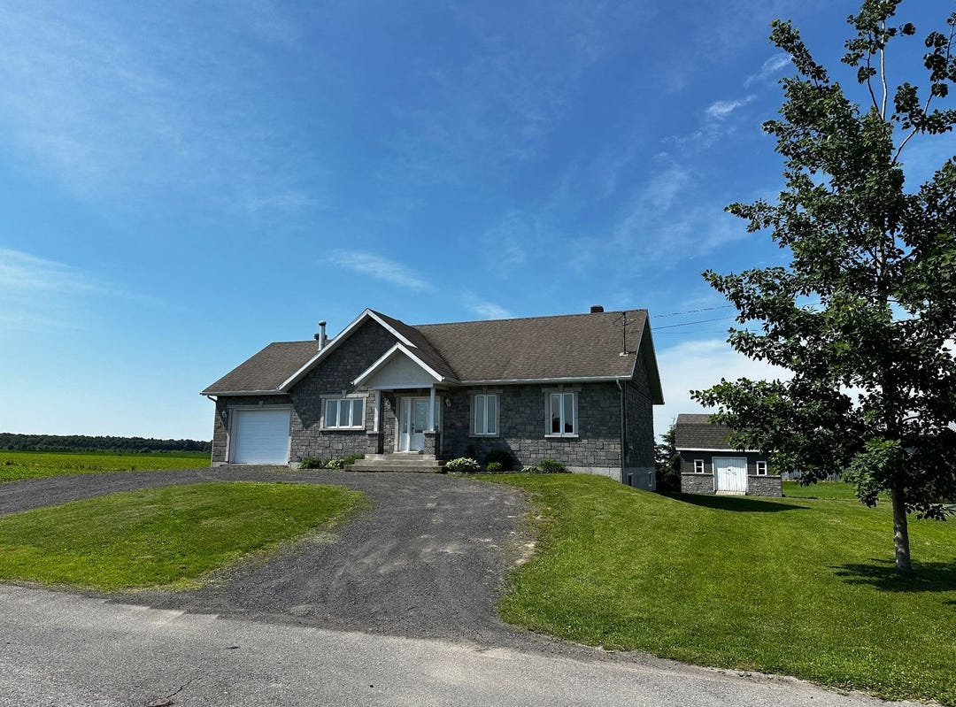 123 Rue Pilote, SaintÉdouarddeLotbinière, QC G0S1Y0, CA, Saint