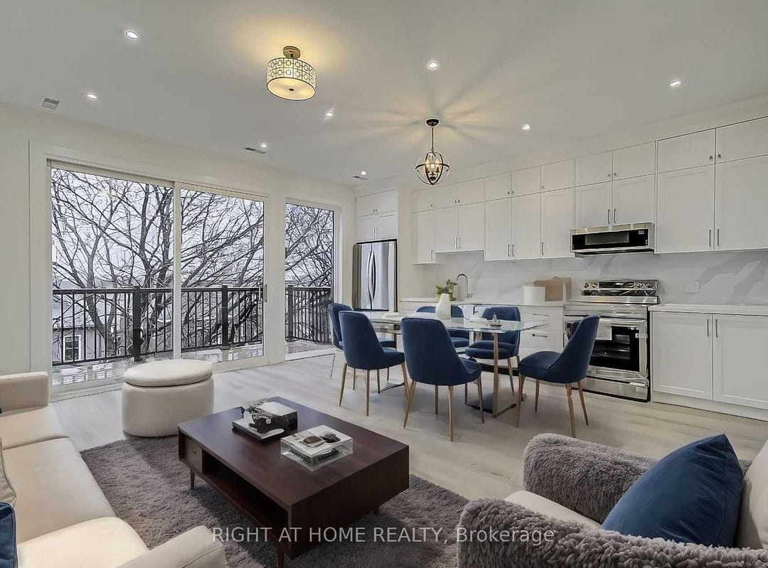 Upper 9 Beechwood Ave, Toronto, Ontario House for Rent