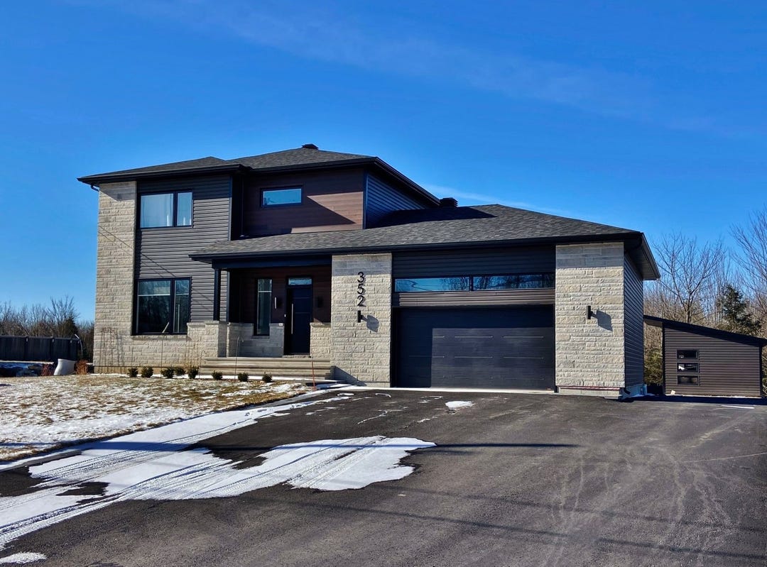 352 Rue du Domaine, SaintAlphonsedeGranby, QC J0E2A0, CA, Saint