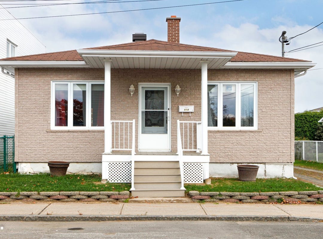 970 15e Rue, Shawinigan, QC G9T3W2, CA, Shawinigan, Québec House for