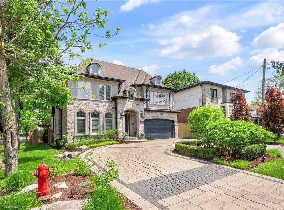 61 Hillside Avenue N, Dundas, Ontario House for Sale