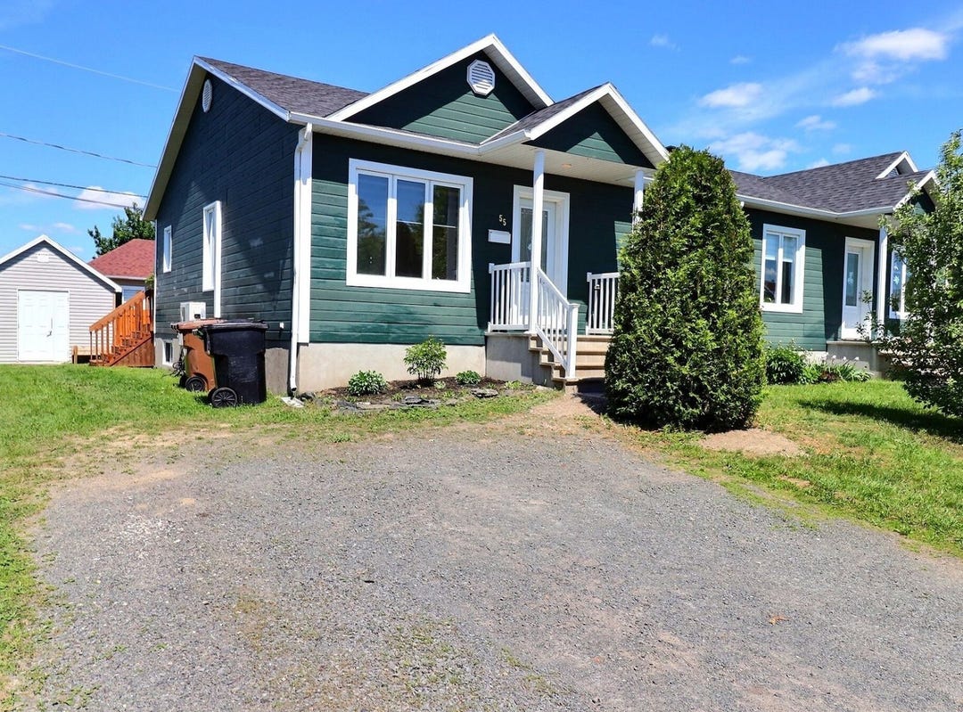 55 Rue Bussière, Victoriaville, QC G6R1C9, CA, Victoriaville, Québec