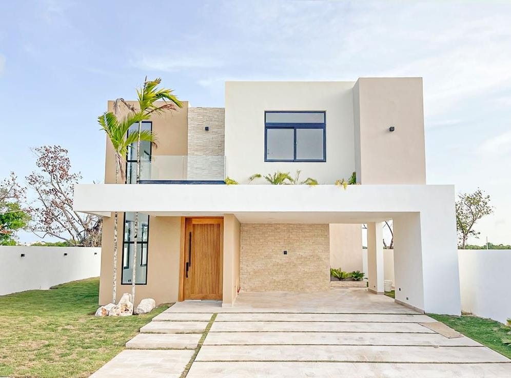 Calle la Altagracia, Higuey, La Altagracia Province House for Sale