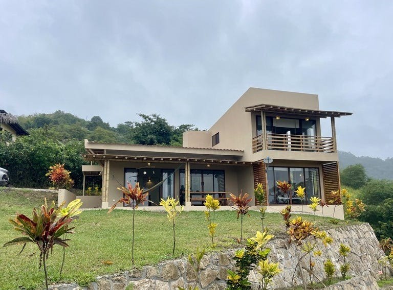 Ayampe, Manabí Province, Address available on request House for Sale
