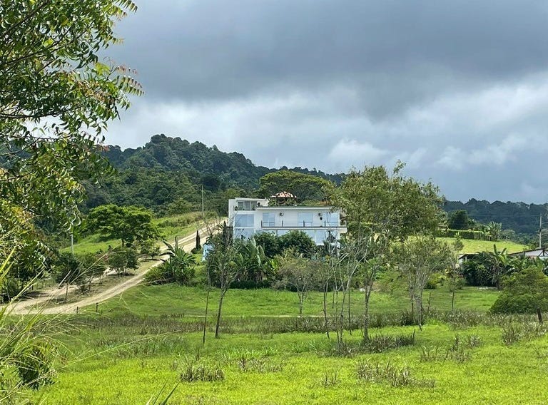 Your Mansion Made in Heaven, Olón, Santa Elena Province House for Sale