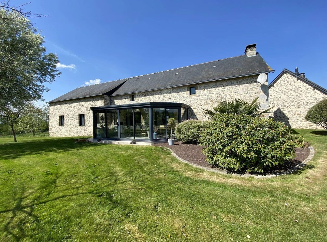 Evron, Pays de la Loire, Address available on request House for Sale