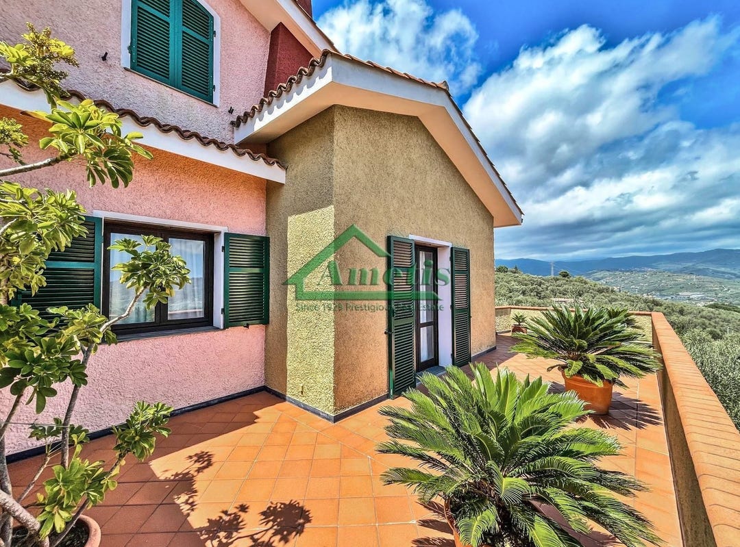 Imperia, Liguria, Address available on request House for Sale