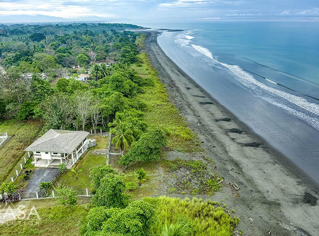 Puerto Armuelles, Puerto Armuelles, Panama City House for Sale