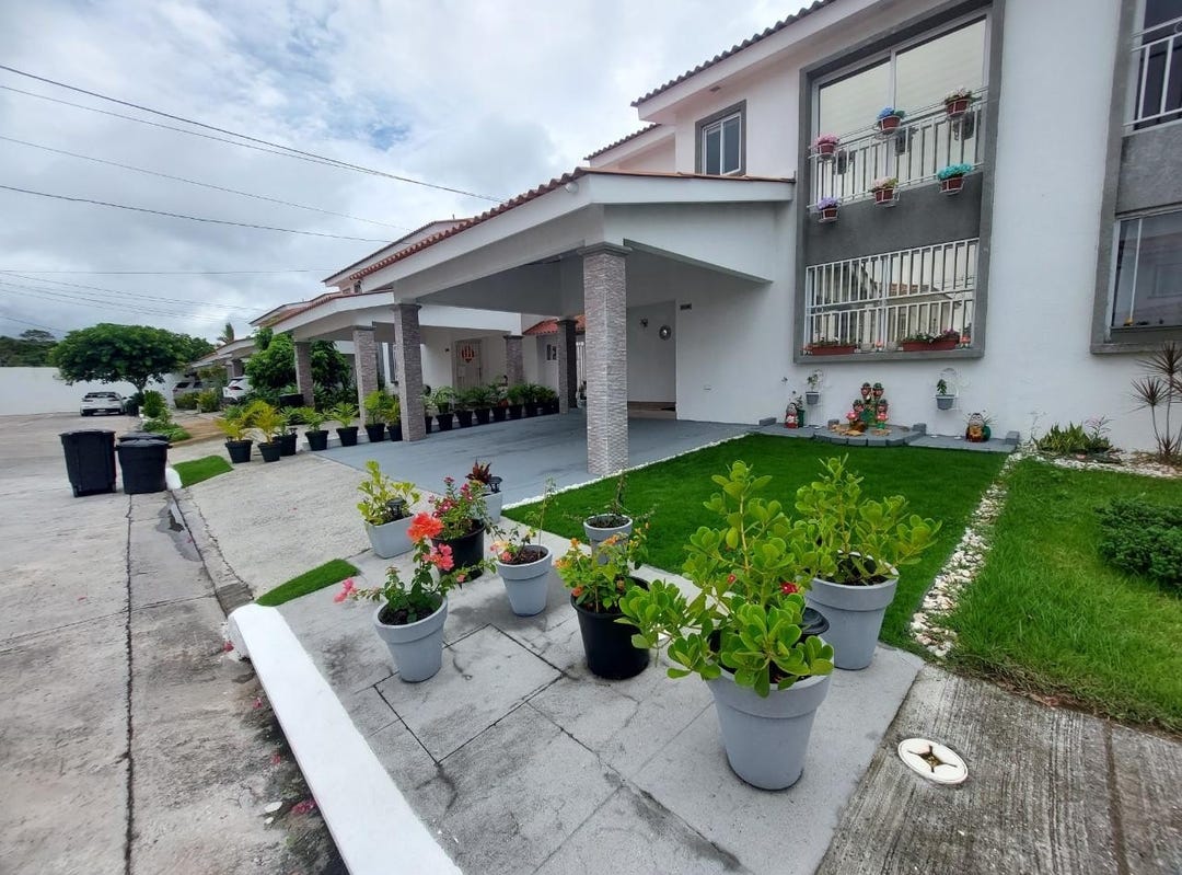 CALLE CASANAS H 159, La Chorrera, Panama City House for Sale