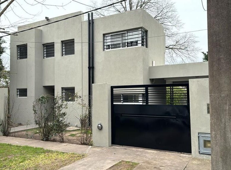 449 e 21a y 21c S/N, City Bell, La Plata, GBA Sur, House for Rent