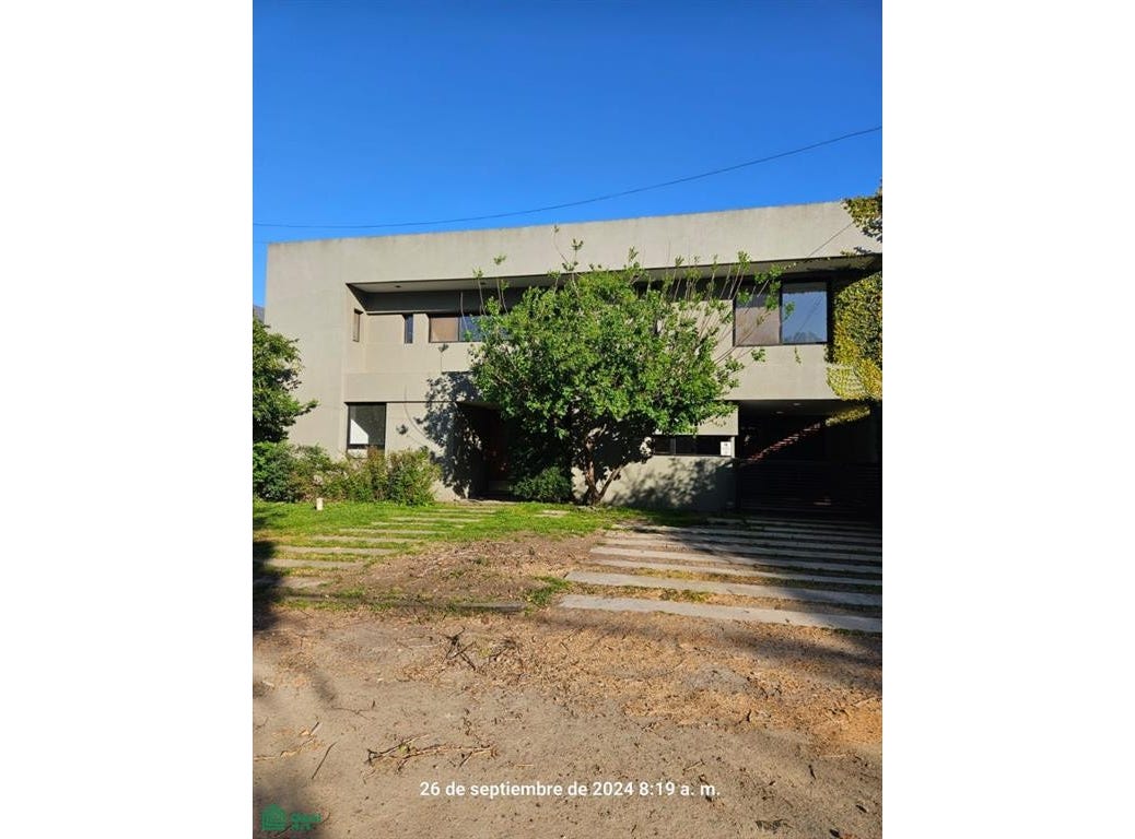 466 e/ 9 y 10 S/N, City Bell, La Plata, GBA Sur, House for Rent